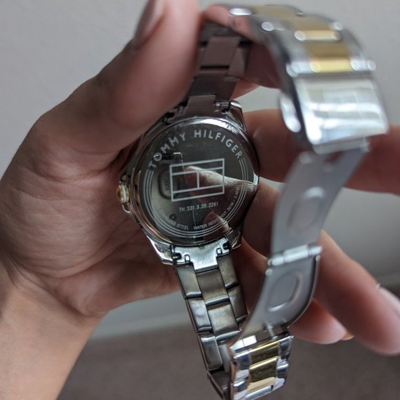 Tommy Hilfiger women's watch - Picture 3 of 3